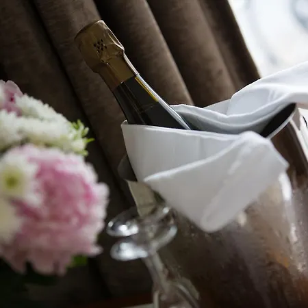 Hotel Eiffel Trocadéro