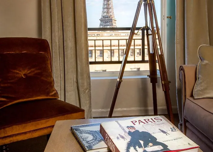 Eiffel Trocadéro Szálloda 4*
