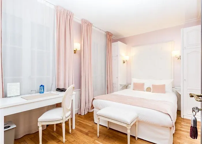 Eiffel Trocadéro Szálloda 4*