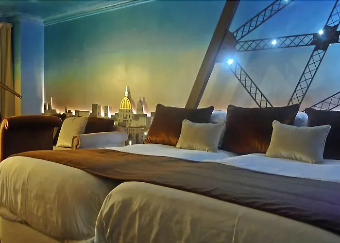 Szálloda Eiffel Trocadéro 4*
