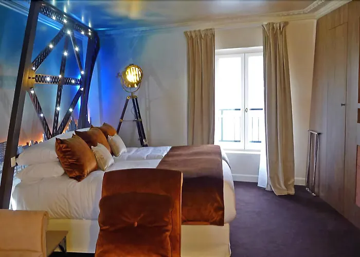 Szálloda Eiffel Trocadéro 4*