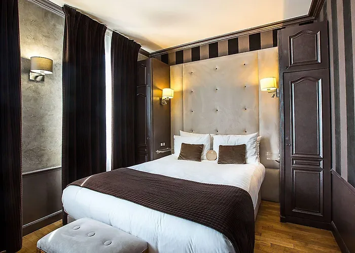 Eiffel Trocadéro Szálloda 4*