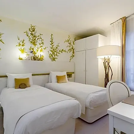 Hotel Eiffel Trocadero 4*