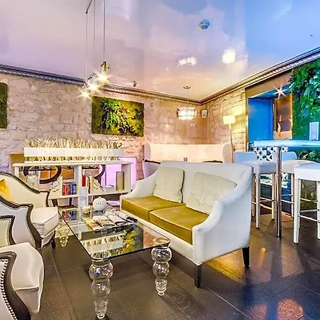 Eiffel Trocadero Paris