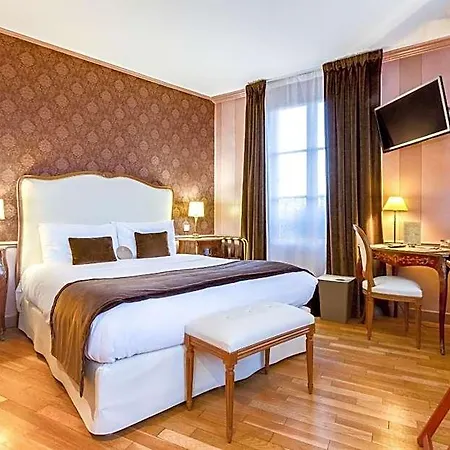 Eiffel Trocadero Hotel 4*
