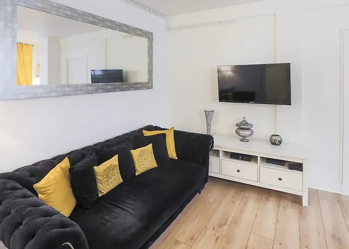 Eiffel Trocadéro Hotel