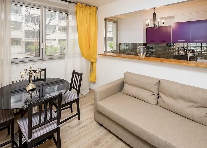 Eiffel Trocadéro Hotel 4*