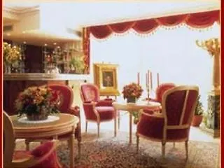 Eiffel Trocadero Отель 4*