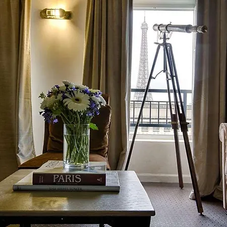 Eiffel Trocadero Paříž