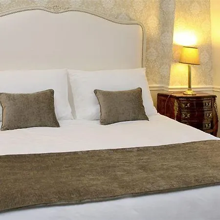 Hotel Eiffel Trocadero 4*