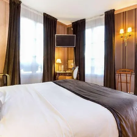 Eiffel Trocadero Hotel