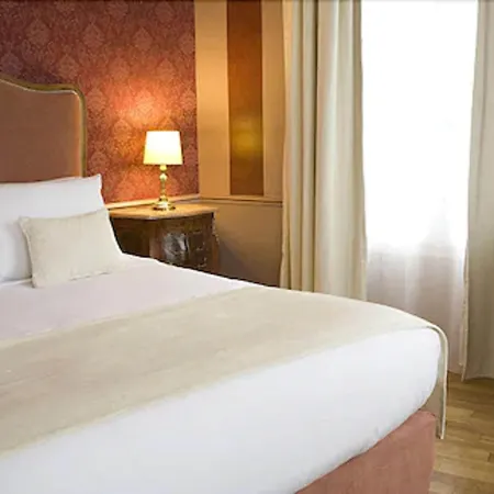 Hotel Eiffel Trocadero 4*