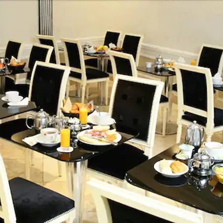 Hotel Eiffel Trocadéro Parigi