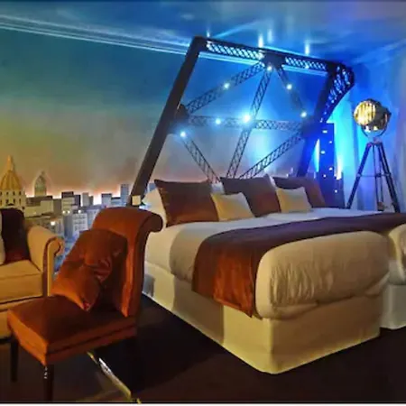 Eiffel Trocadéro Hotel 4*